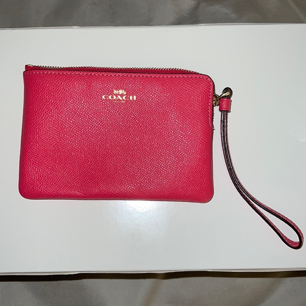 Coach leather pink wristlet